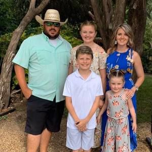 Meet your Posher, Joshua